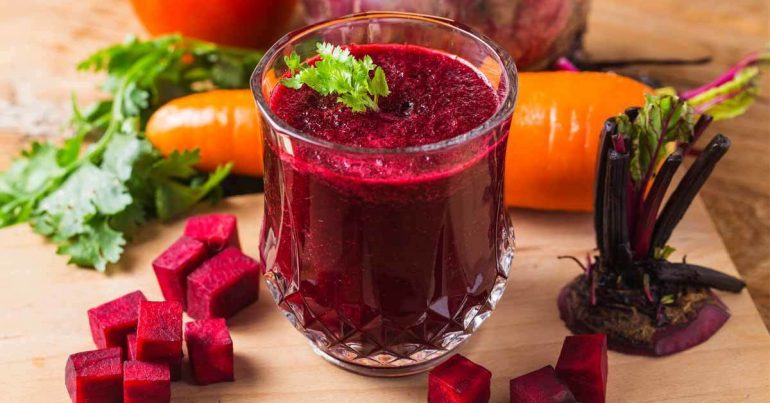 Свекольный сок: состав, калорийность, правила приема при заболеваниях, при похудении, женщинам во время беременности и лактации, противопоказания, лучшие рецепты
