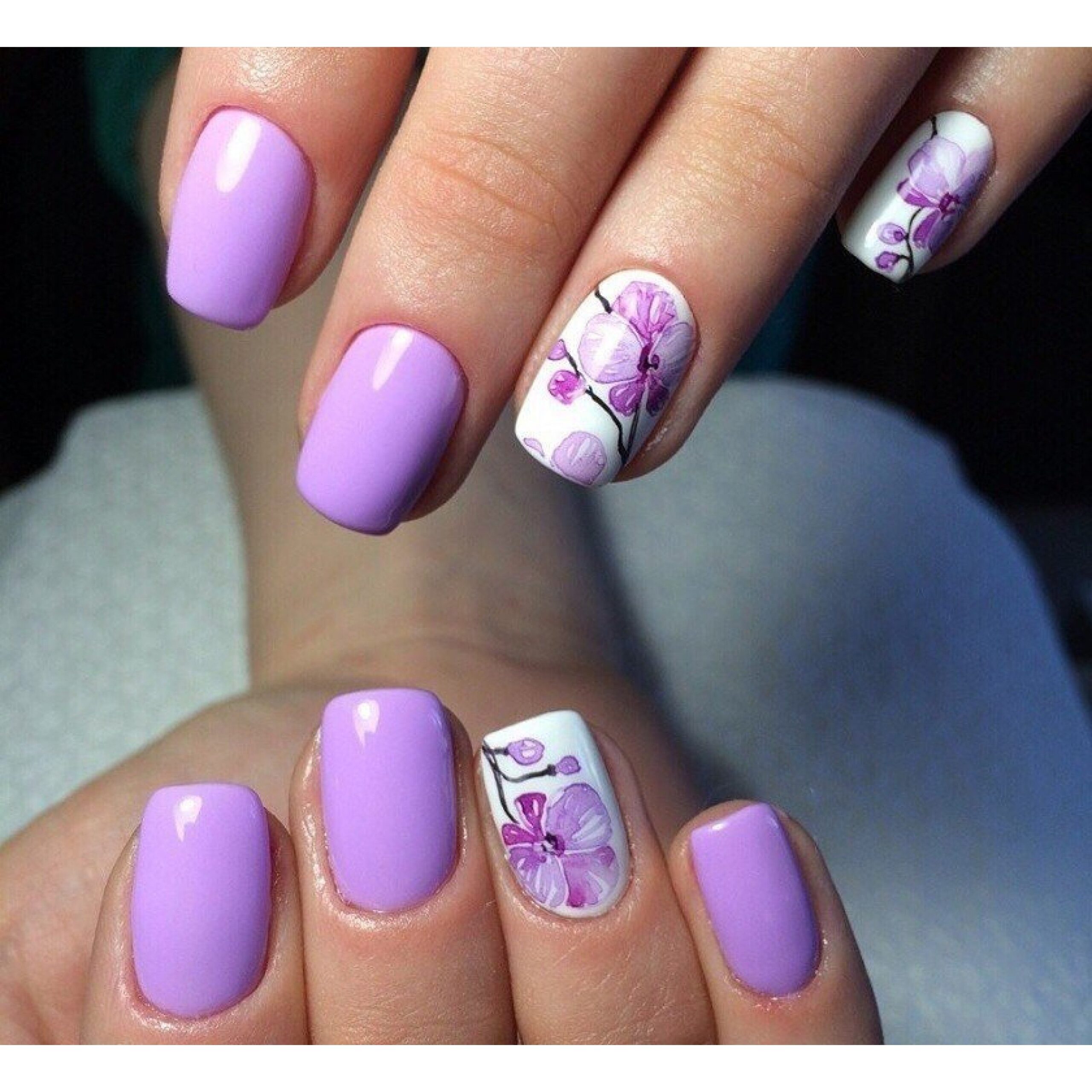 Фиолетвый манікюр на короткі нігті