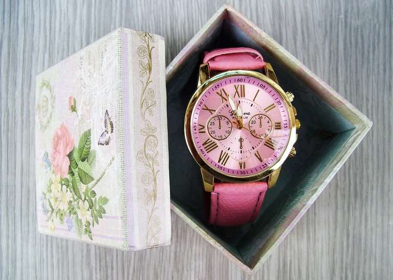 Чому не можна дарувати годинник?