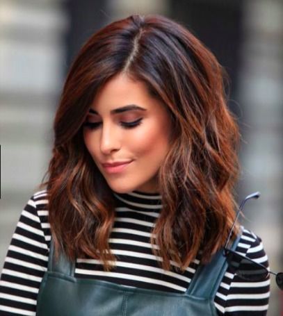 Стрижки за віком: 12 кращих варіантів для кожного періоду життя