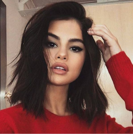 Стрижки за віком: 12 кращих варіантів для кожного періоду життя