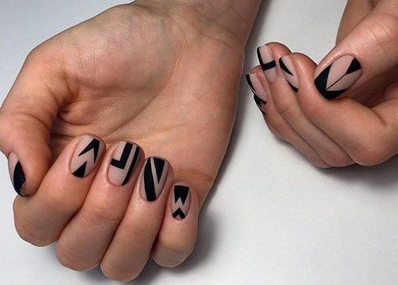 Свіжа добірка ідей красивого манікюру на короткі нігті