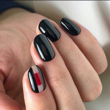 Свіжа добірка ідей красивого манікюру на короткі нігті