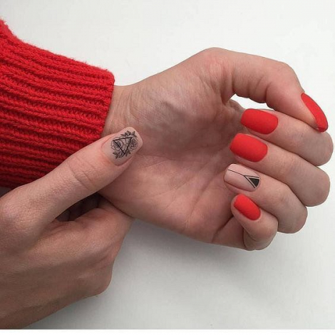 Свіжа добірка ідей красивого манікюру на короткі нігті