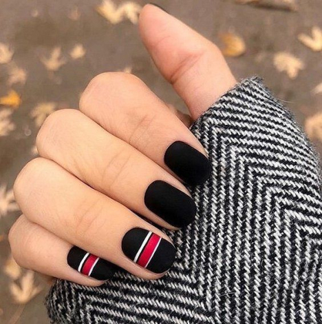 Свіжа добірка ідей красивого манікюру на короткі нігті