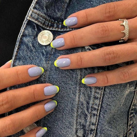 Свіжа добірка ідей красивого манікюру на короткі нігті