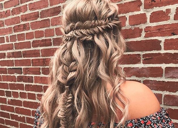 9 зачісок з плетінням, які можна носити де завгодно