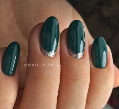 Цікаві ідеї манікюру, які виглядають дорого