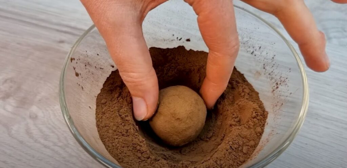 Дуже смачні домашні цукерки за 10 хвилин. Все змішали і готово!