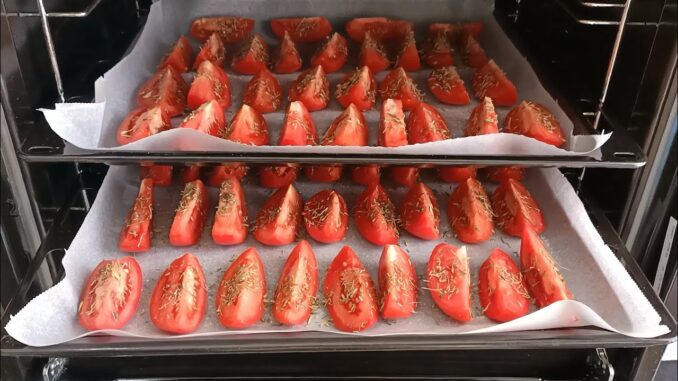 Не купую помідори взимку! Цей секрет мало хто знає, це просто бомба!