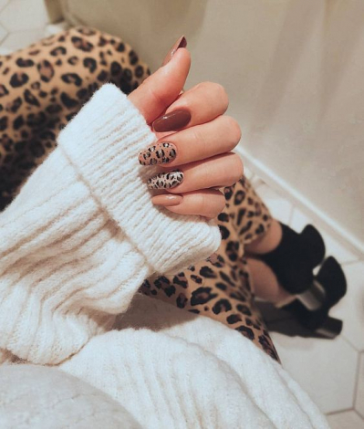 Осінній дизайн нігтів: ідеї манікюру для прийдешніх холодів