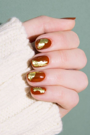 Осінній дизайн нігтів: ідеї манікюру для прийдешніх холодів