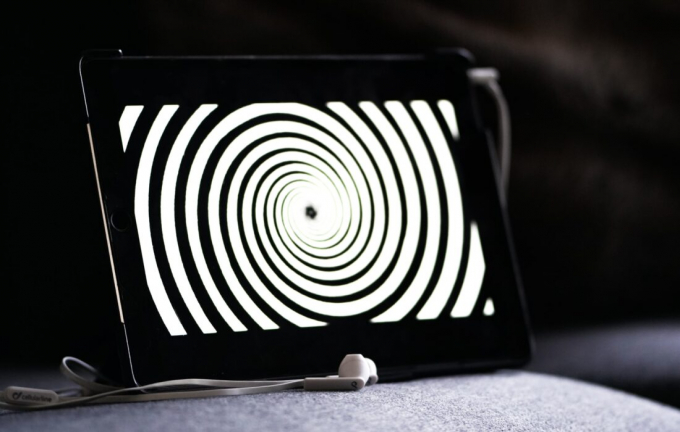 Що таке самогіпноз занурення в усвідомлений транс і як його практикувати