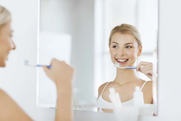 До чого сниться чистити зуби щіткою чи пальцем — 59 тлумачень із різних сонників