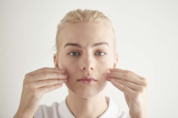 До чого сниться щока жінці чи чоловікові — 37 тлумачень із різних сонників.