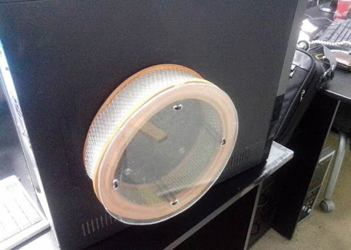 Як почистити комп'ютер від пилу: покрокова інструкція