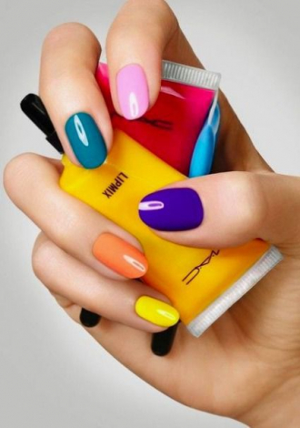 Модний осінній манікюр — фото, тенденції