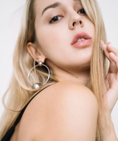 Практики для наповнення жіночою енергією та любов'ю – список вправ