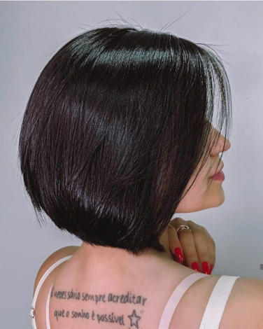 Ідеї стильних стрижок для жінок після 40 років