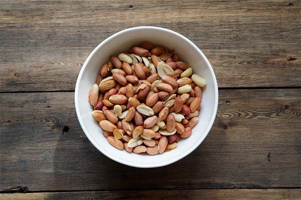 До чого сниться арахіс жінці чи чоловікові — 67 тлумачень із різних сонників.