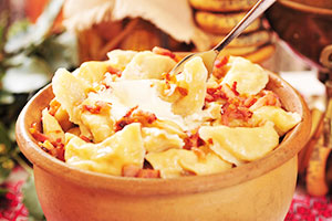 Як приготувати вареники з капустою: квашеною і свіжою