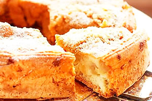 Шарлотка з яблуками: у духовці, мультиварці, без яєць і на кефірі