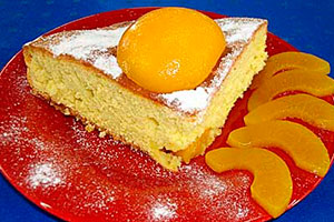 Шарлотка з персиками: смачні рецепти