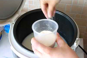 Манна каша в мультиварці – смачні рецепти