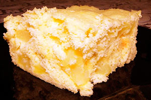 Шарлотка з бананами: різні способи приготування