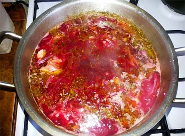 Борщ класичний з м’ясом. Покроковий рецепт приготування з фотографіями