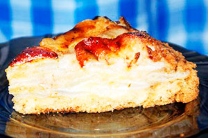 Шарлотка з яблуками: у духовці, мультиварці, без яєць і на кефірі