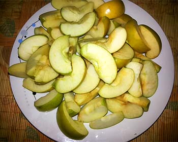 Яблучний пиріг з антоновкой. Покроковий рецепт дуже смачного і простого торта з фотографіями