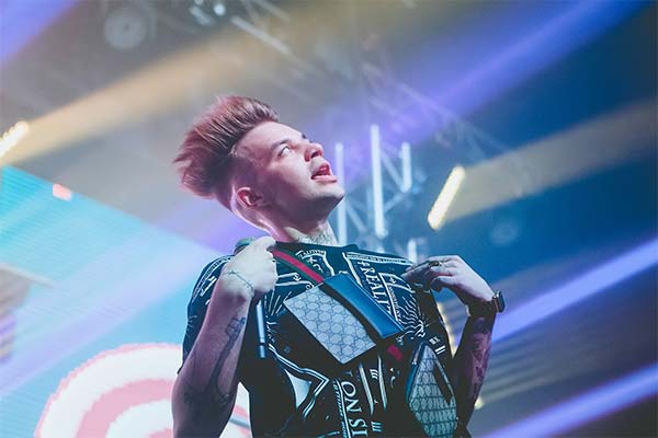 До чого сниться співак Елджей - 11 тлумачень із різних сонників