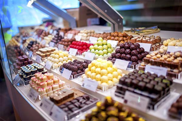 До чого сниться купувати солодощі жінці чи чоловікові - 75 тлумачень із різних сонників