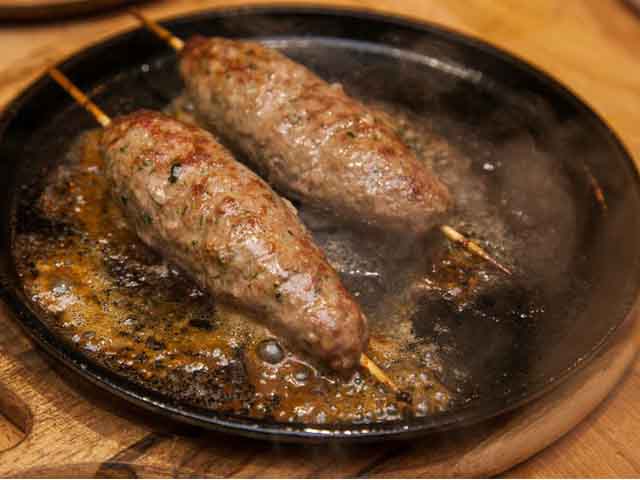 Люля-кебаб – смачні рецепти в домашніх умовах