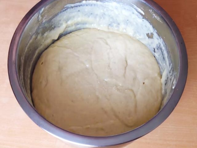 Пишні оладки на кефірі – 10 кращих і перевірених рецептів з фото і відео