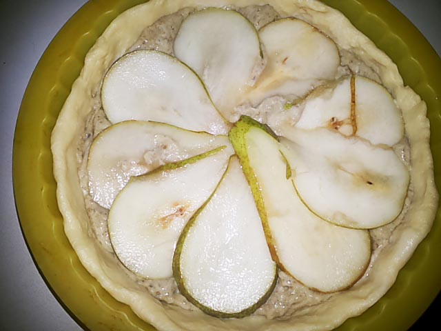 Грушевий пиріг – 4 простих і смачних домашніх рецепта