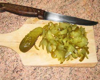Розсольник з перловкою і солоними огірками – смачний рецепт