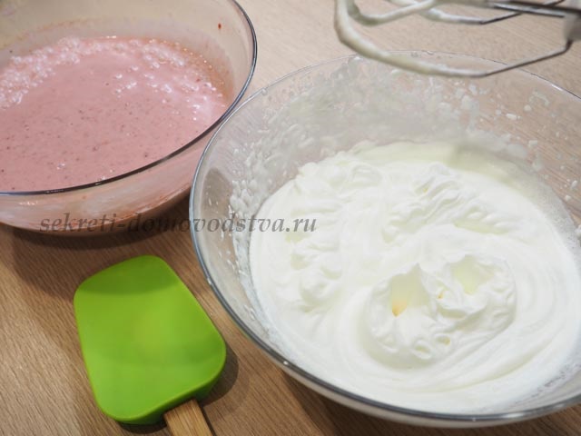 Полуничне морозиво — рецепт приготування в домашніх умовах