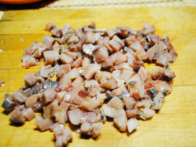 Салат Оселедець під шубою — 11 класичних рецептів з описом послідовності шарів