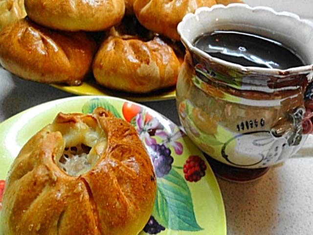 Як приготувати біляші з мясом в духовці. 6 смачних домашніх рецептів