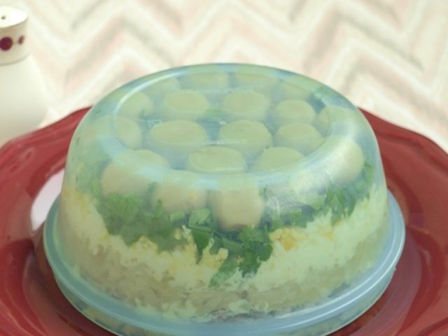 Салати з консервованих печериць: смачні рецепти, прості в приготуванні