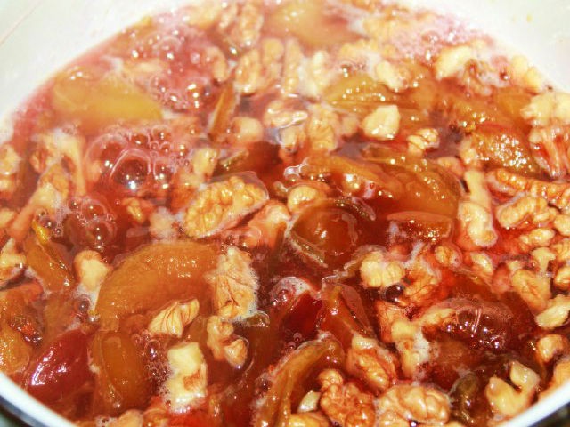 Прозоре варення з яблук часточками — 8 швидких рецептів на зиму