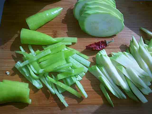 Овочеве рагу з картоплею і кабачками – дуже смачний рецепт