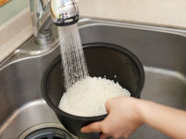 Курка з рисом в мультиварці — 6 простих і смачних покрокових рецептів