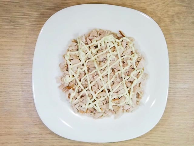 Салат на Новий рік 2020, який зметуть зі столу самим першим