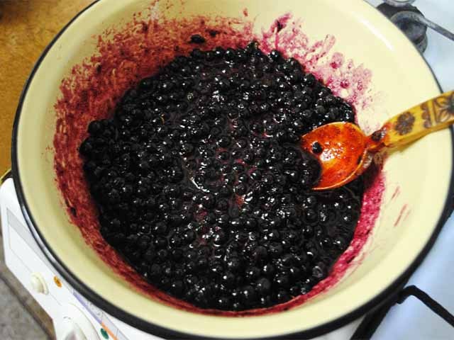 Варення з чорниці – 8 простих рецептів на зиму
