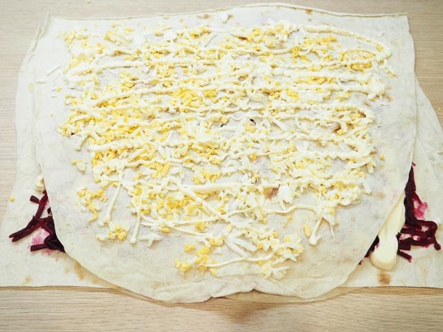 Салат Оселедець під шубою — 11 класичних рецептів з описом послідовності шарів