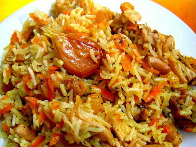 Як приготувати плов – 6 смачних рецептів справжнього узбецького плову