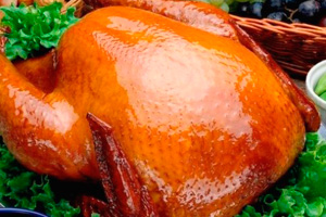 Курка в духовці з медом: 4 рецепта